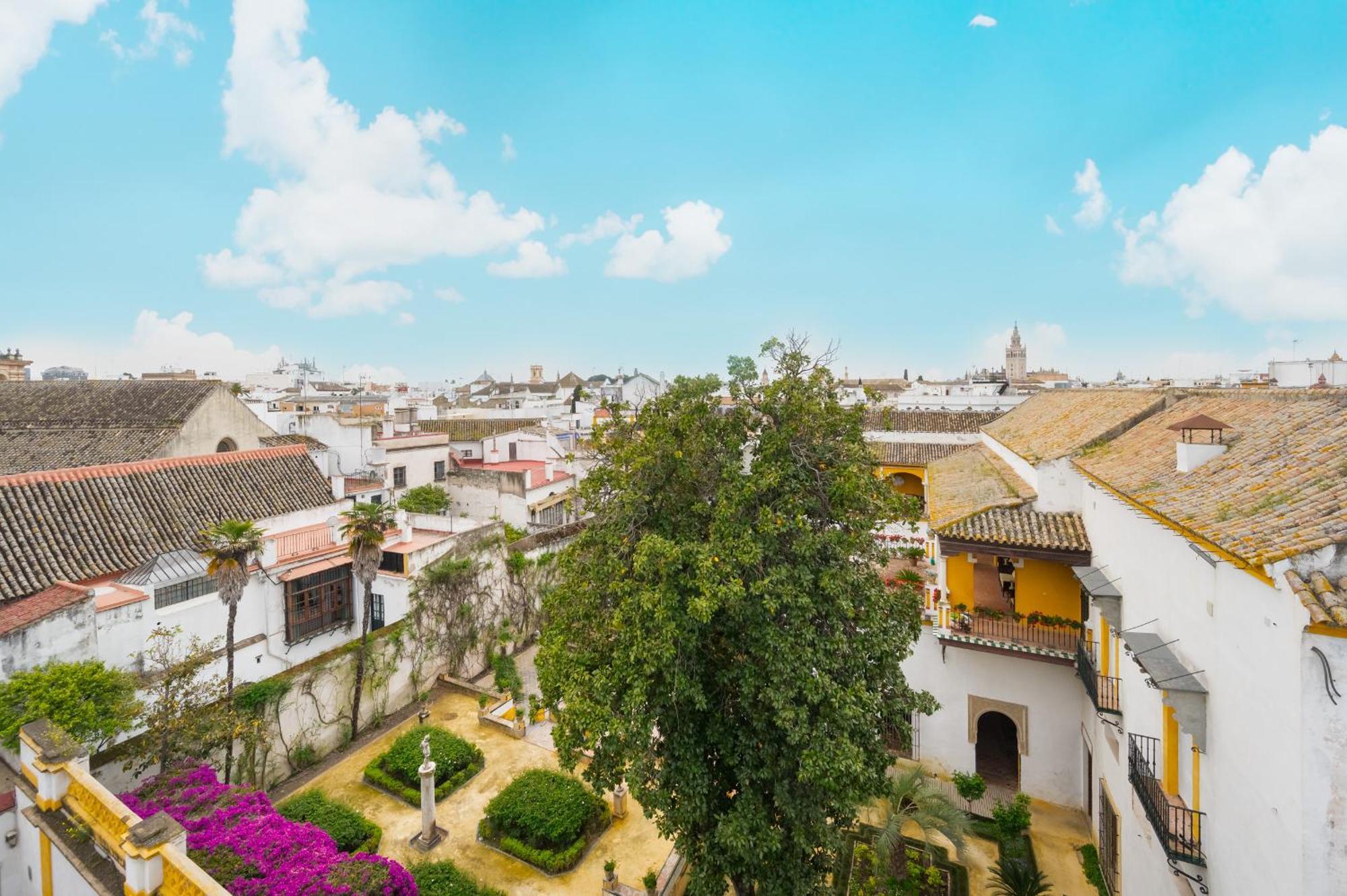 Apartment Luxurious Located In Casa Pilatos Seville